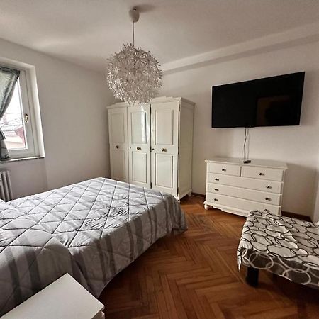 Arc En Ciel Apartment Aosta Bagian luar foto